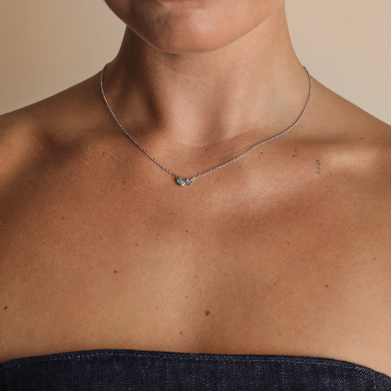 Collier Pendentif Duo Opale Minimaliste pour Femme